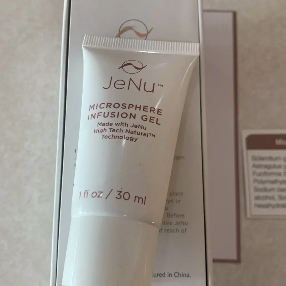 JeNu Plus Ultrasonic Infusion with 1 ounce microsphere infusion gel new on cubes